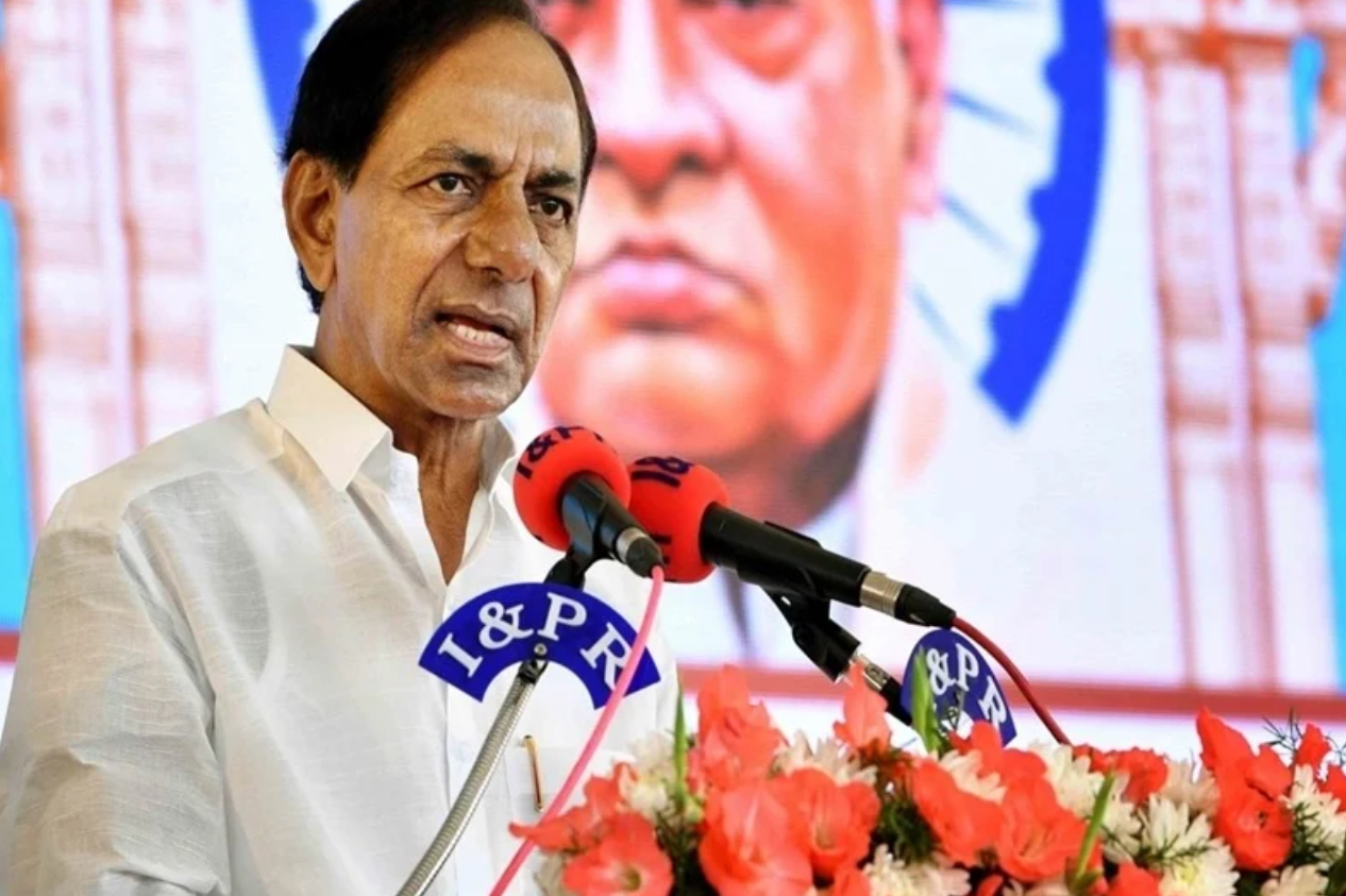 KCR anticipates political turbulence in Telangana after LS polls