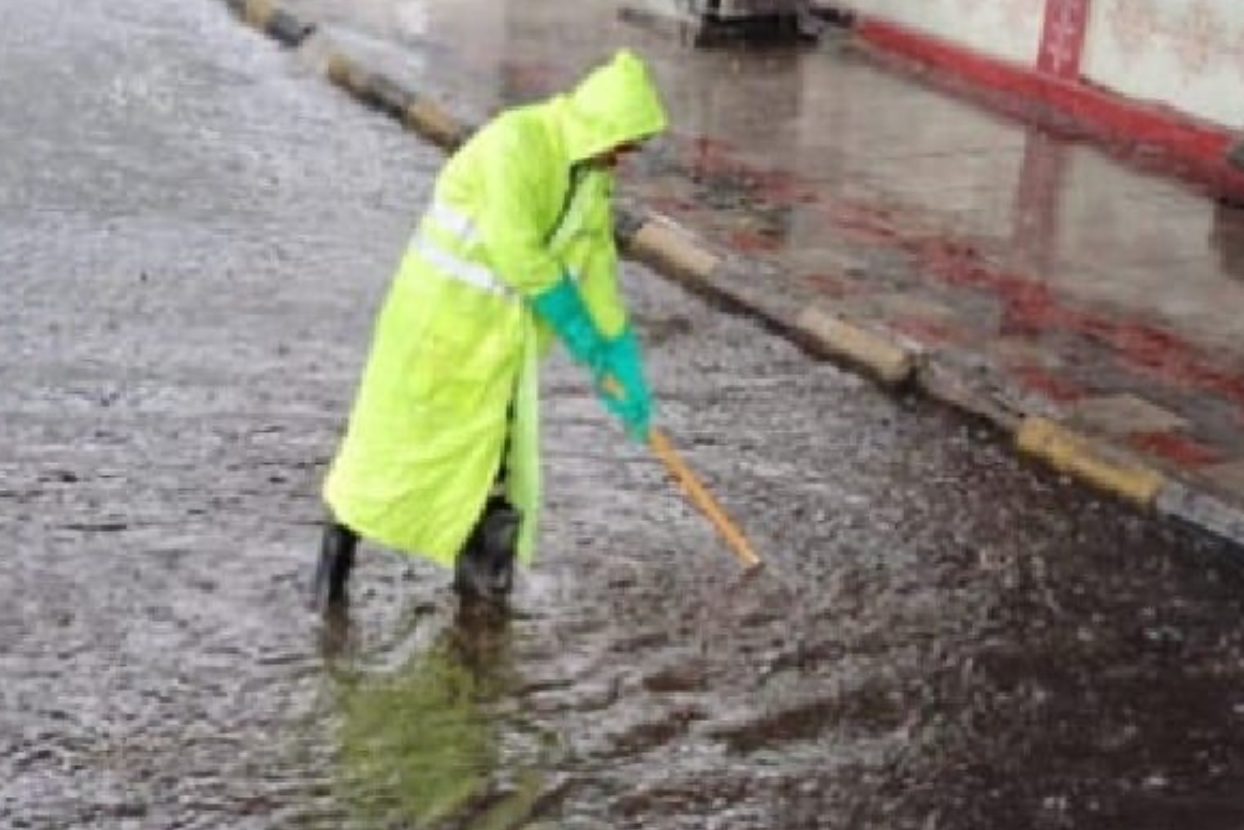 Heavy rains lash Hyderabad, bring respite from heat