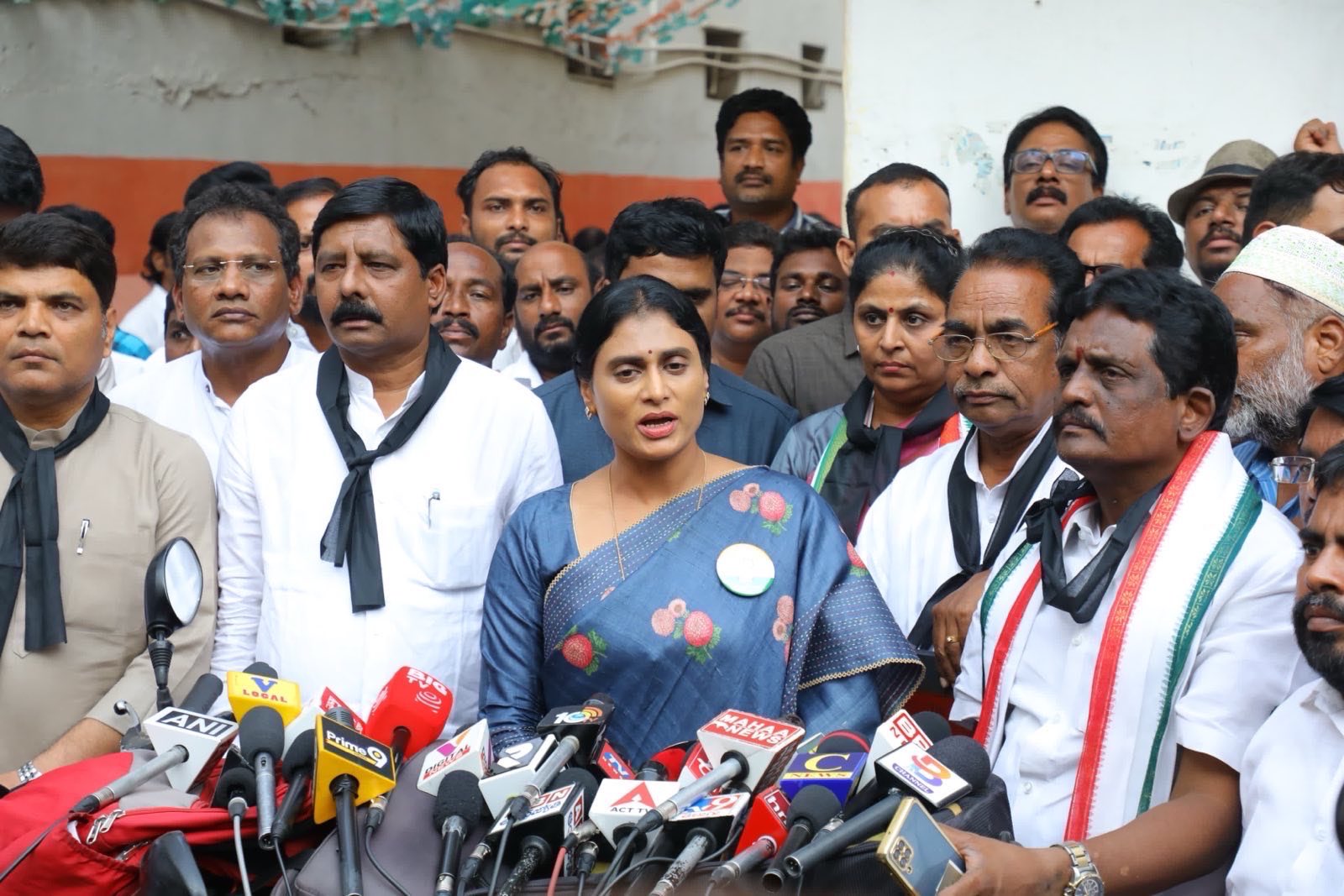 Sharmila Flays YS Jagan Encouraged `Politics Of Murder’