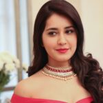 స్టార్ హీరోయిన్ పై షాకింగ్ కామెంట్లు!