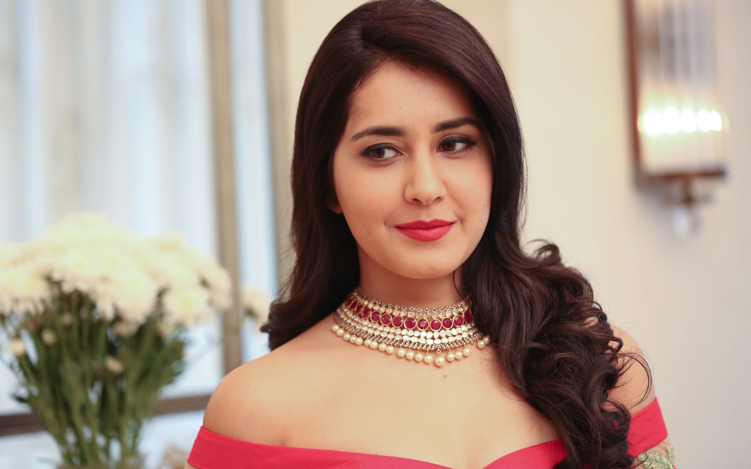 స్టార్ హీరోయిన్ పై షాకింగ్ కామెంట్లు!