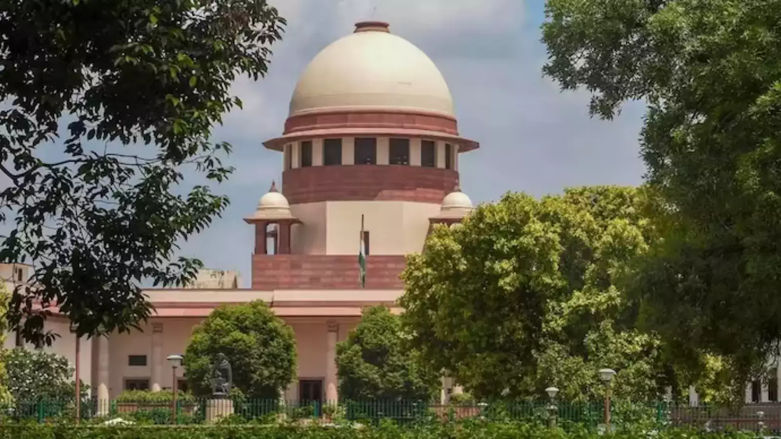 SC Posted Vote For Notes Case After Summer Vacations