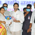 ఓట్ల కొనుగోలుకు బెస్ట్ మార్గం వాలంటీర్లే! 