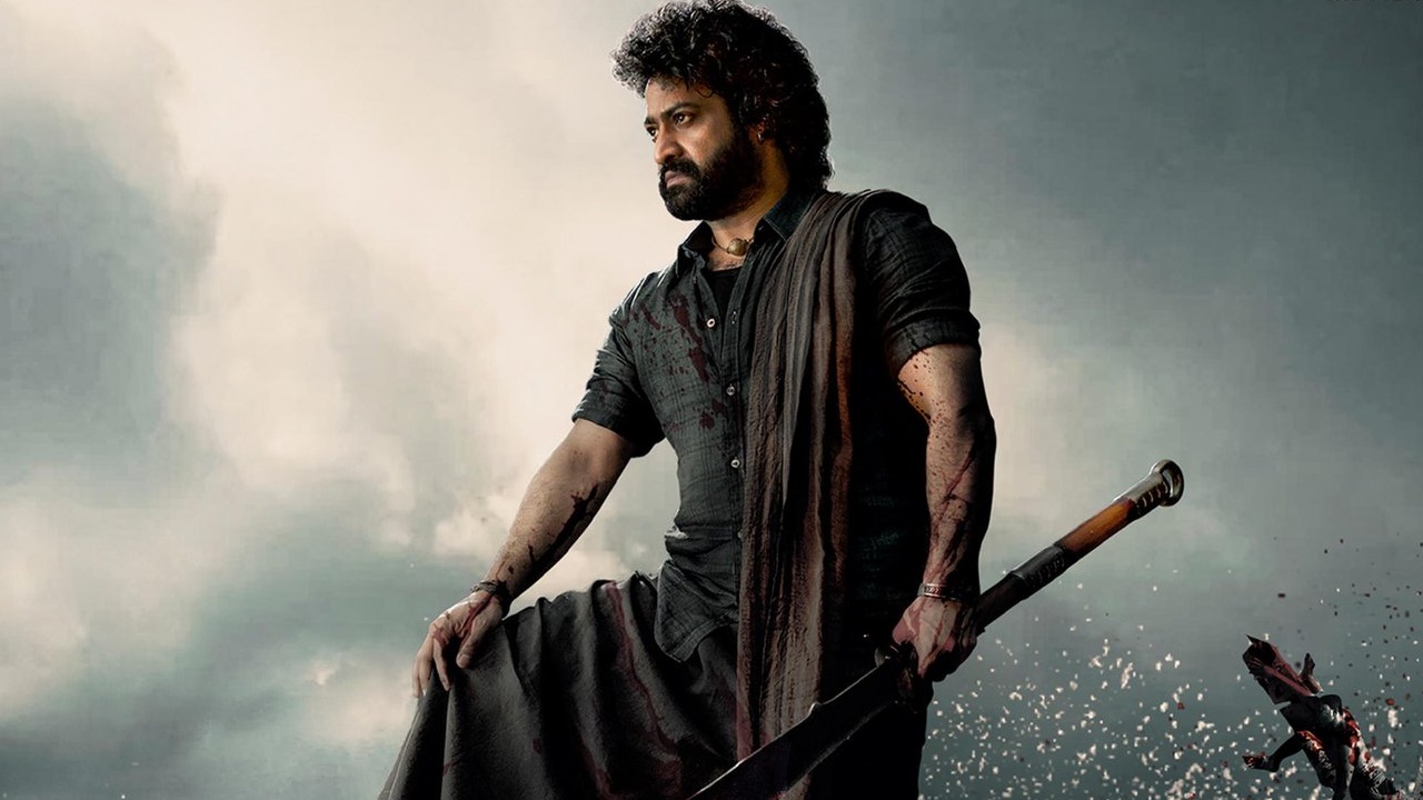 ఫస్ట్‌ సాంగ్‌ తో వస్తున్నాం అంటున్న దేవర టీమ్!