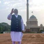 Narendra Modi to take oath as Prime Minister at 7.15 pm today