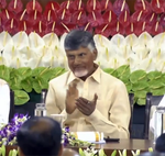 Naidu sends clear message with praise for PM Modi at NDA meet