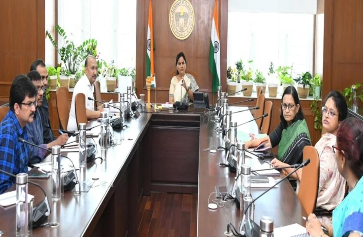 Telangana to set up 150 Mahila Shakti canteens