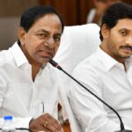 రాలుతున్న వికెట్లు: కేసీఆర్ బాటలో జగన్ ప్రాభవం!