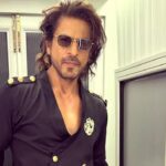  SRK Rushed To US For Critical Eye Care: Wife And Son Accompany