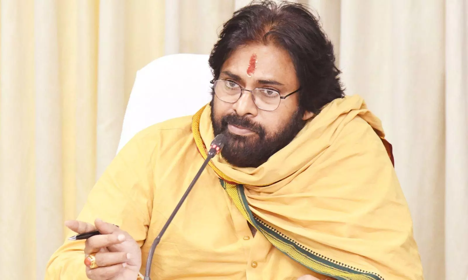 Pawan Kalyan Directs GVMC To Address Environmental Issues At Mudasarlova