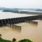 Godavari in spate, heavy rain hits normal life in Andhra Pradesh