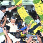 Chandrababu Naidu arrives in Hyderabad to warm welcome by supporters