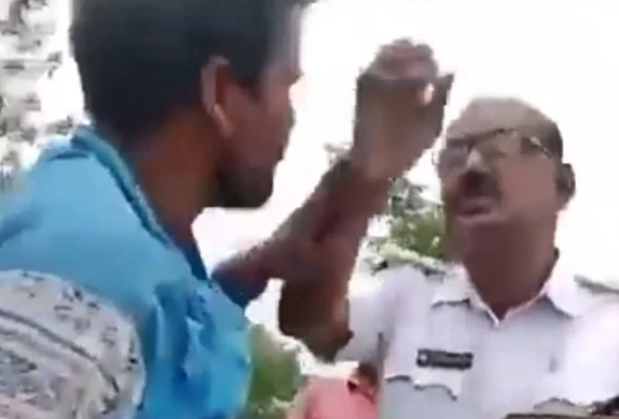 Telangana traffic cop transferred for manhandling, abusing driver