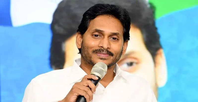 జగన్ నిర్వాకాలపై నివ్వెరపోతున్న ఢిల్లీ పెద్దలు!