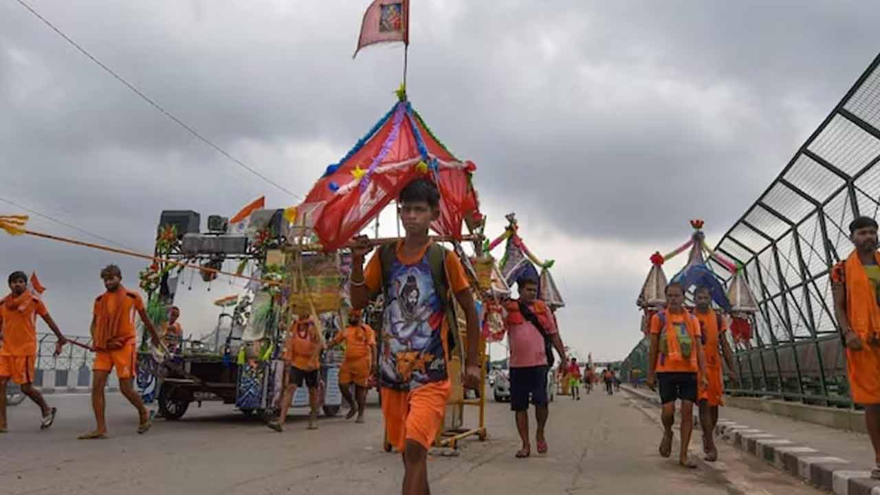 Order To Display The Names of Their owners, sparked widespread Row over Kanwar Yatra Route
