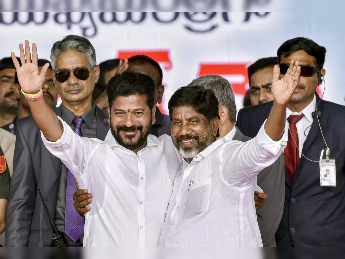 Telangana CM Revanth Reddy Conducts Review Meeting on Dharani