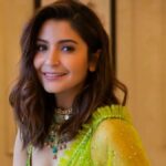 పెళ్లికి ముందే తల్లినయ్యా అంటున్న ముద్దుగుమ్మ!