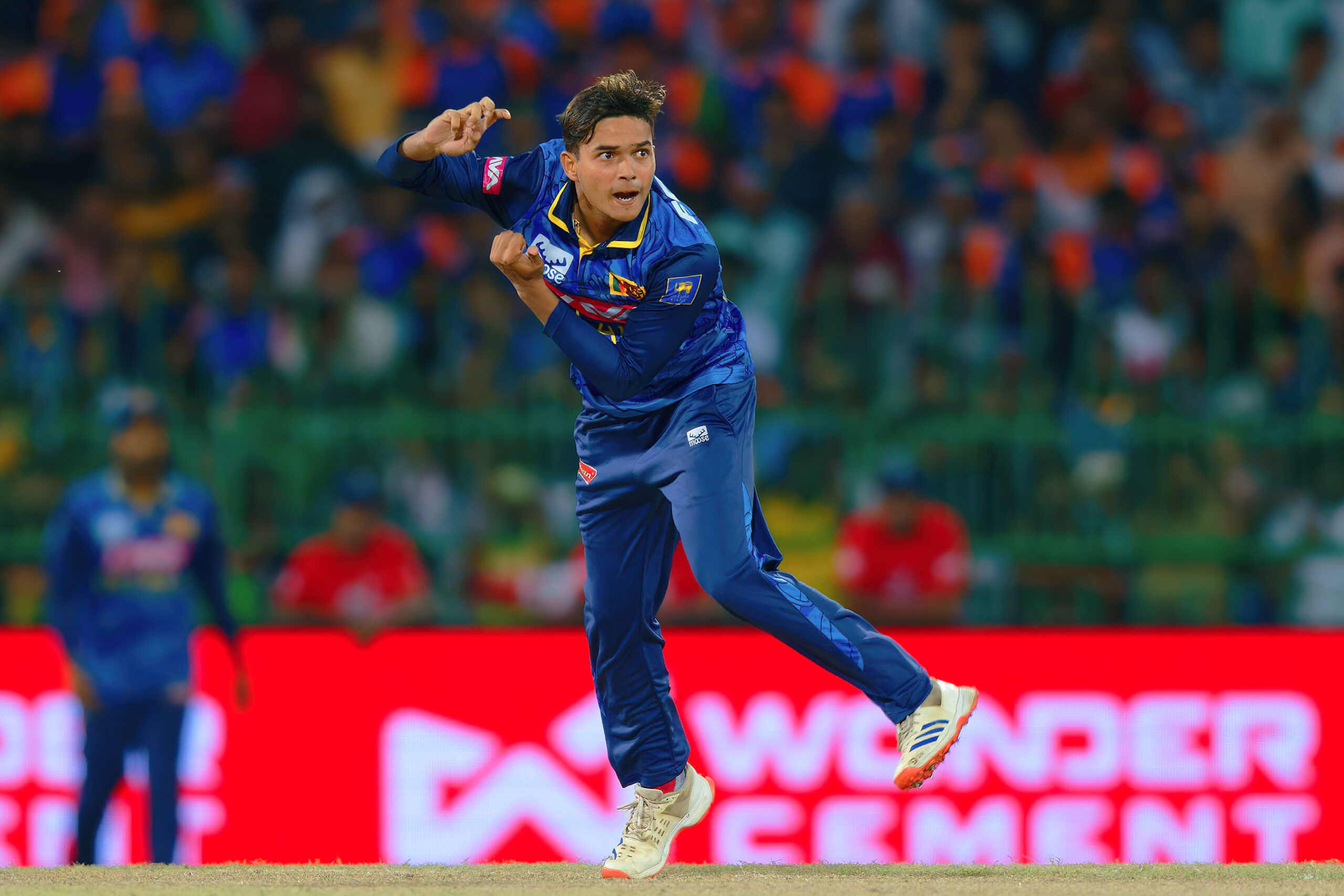 2nd ODI: Vandersay’s six-fer helps Sri Lanka to 32-run win over India; go 1-0 up in series