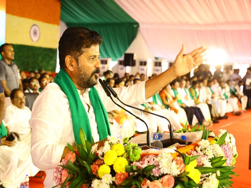 Telangana CM launches final phase of crop loan waiver