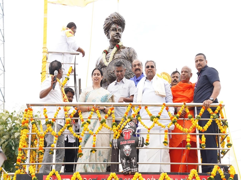 Impossible to remove me from power as long as I’ve people’s blessings: Siddaramaiah