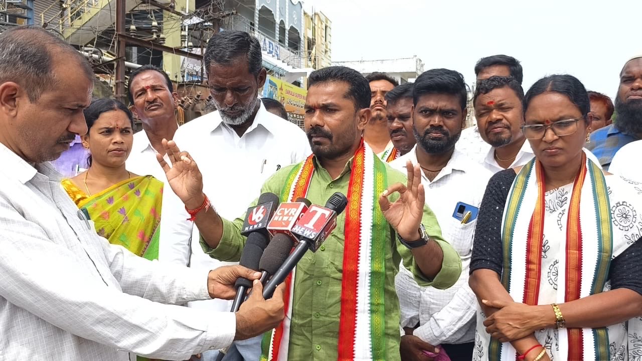 Telangana Congress MLA offers reward for ‘beheading’ Union Minister Bittu