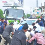 Congress cadre Attack on Harish Rao, others sparks Tension In Flood Relief