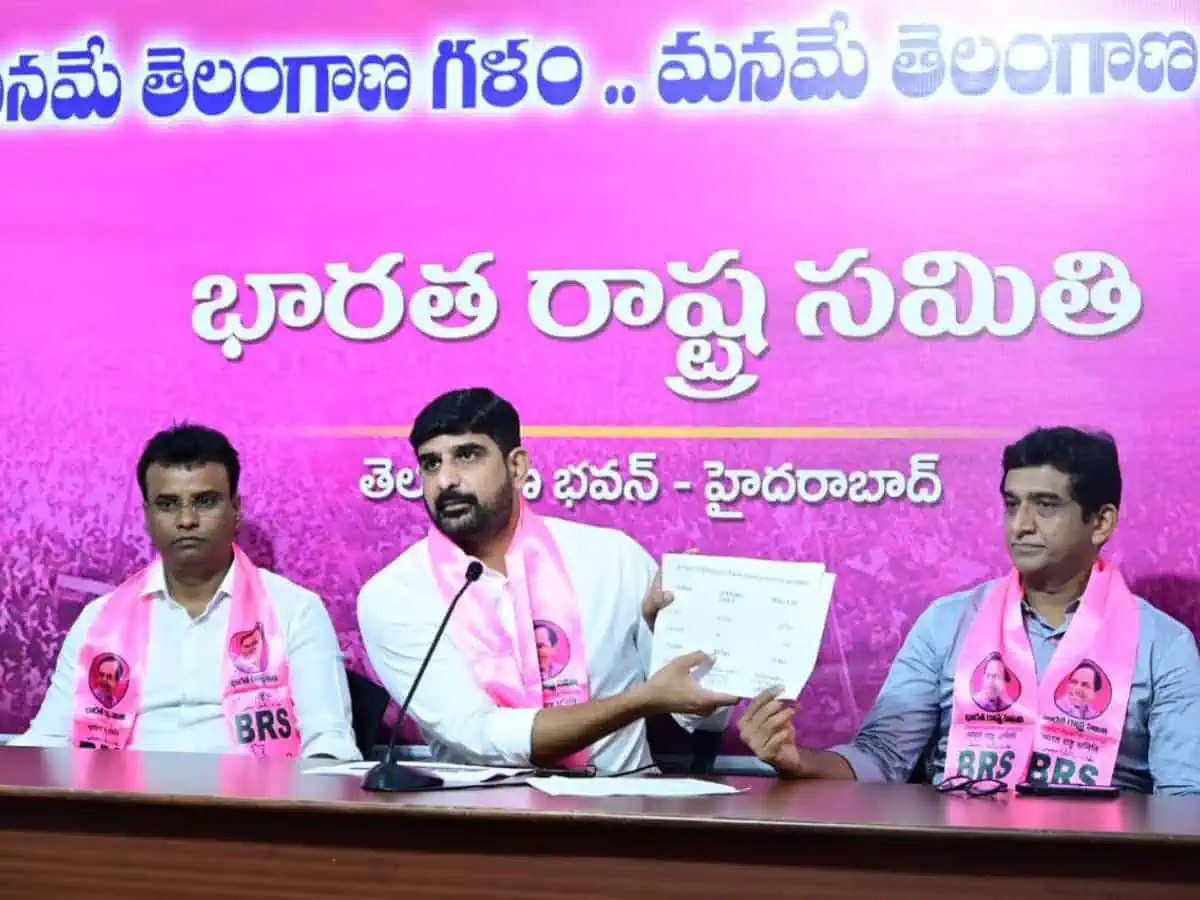 BRS MLA Kaushik Reddy Alleges Congress Goons Attempted To kill Him