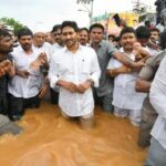 జగనన్నవి పరామర్శలా? ప్రచార డ్రామాలా?