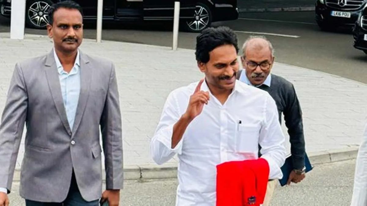 YS Jagan Landed In PassPort Trouble, London Tour postponed