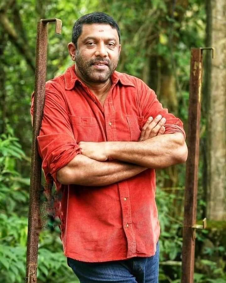 Popular Actor Mohan Raj passes Away