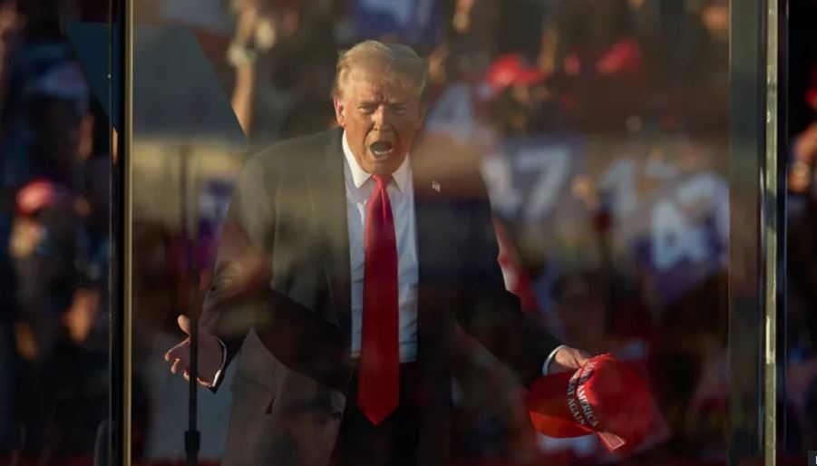 Man with shotgun arrested near Trump’s California rally