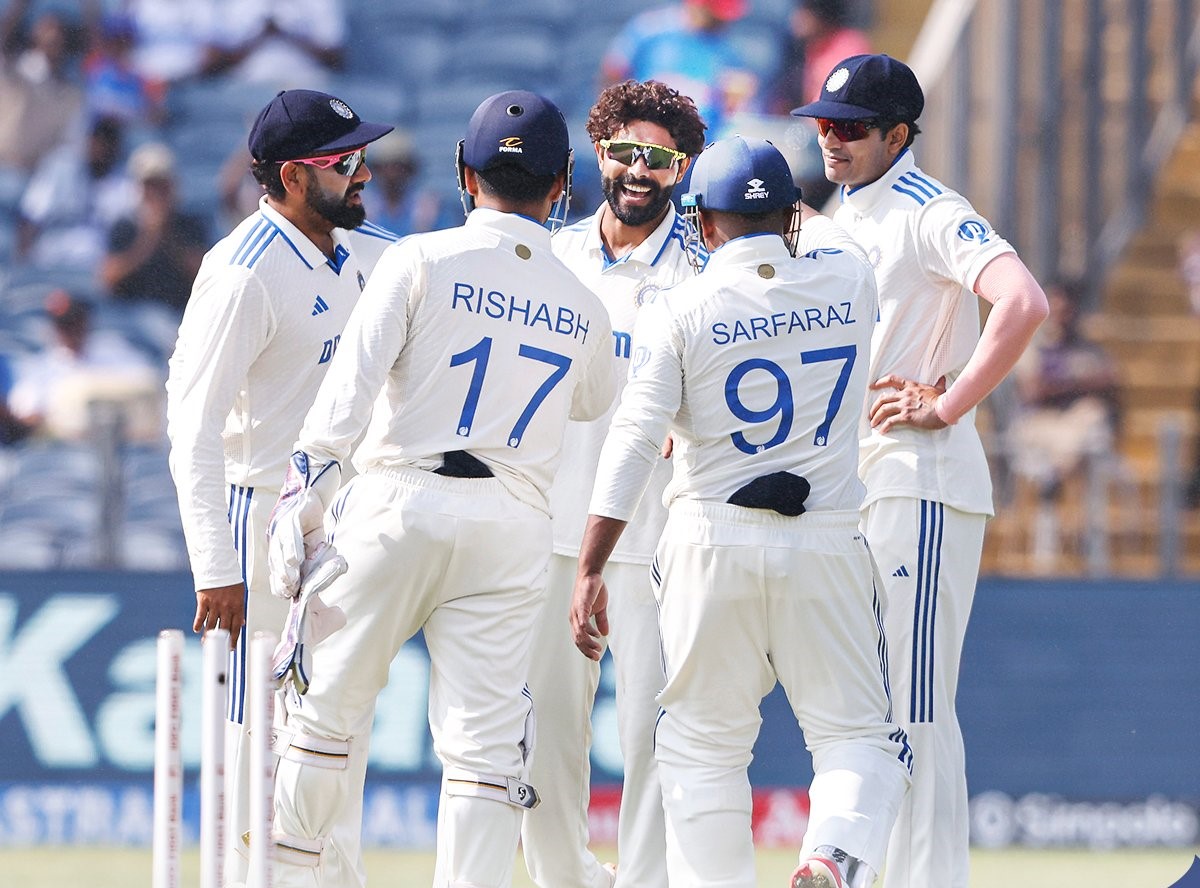 2nd Test: India set target of 359 runs to win after bowling out NZ for 255
