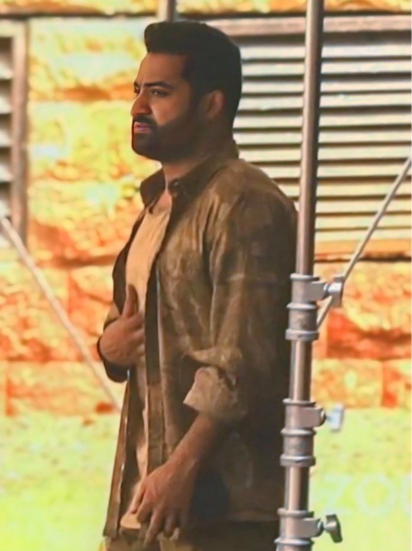 Jr. NTR’s Fierce New Look from War 2 Surfaces Online