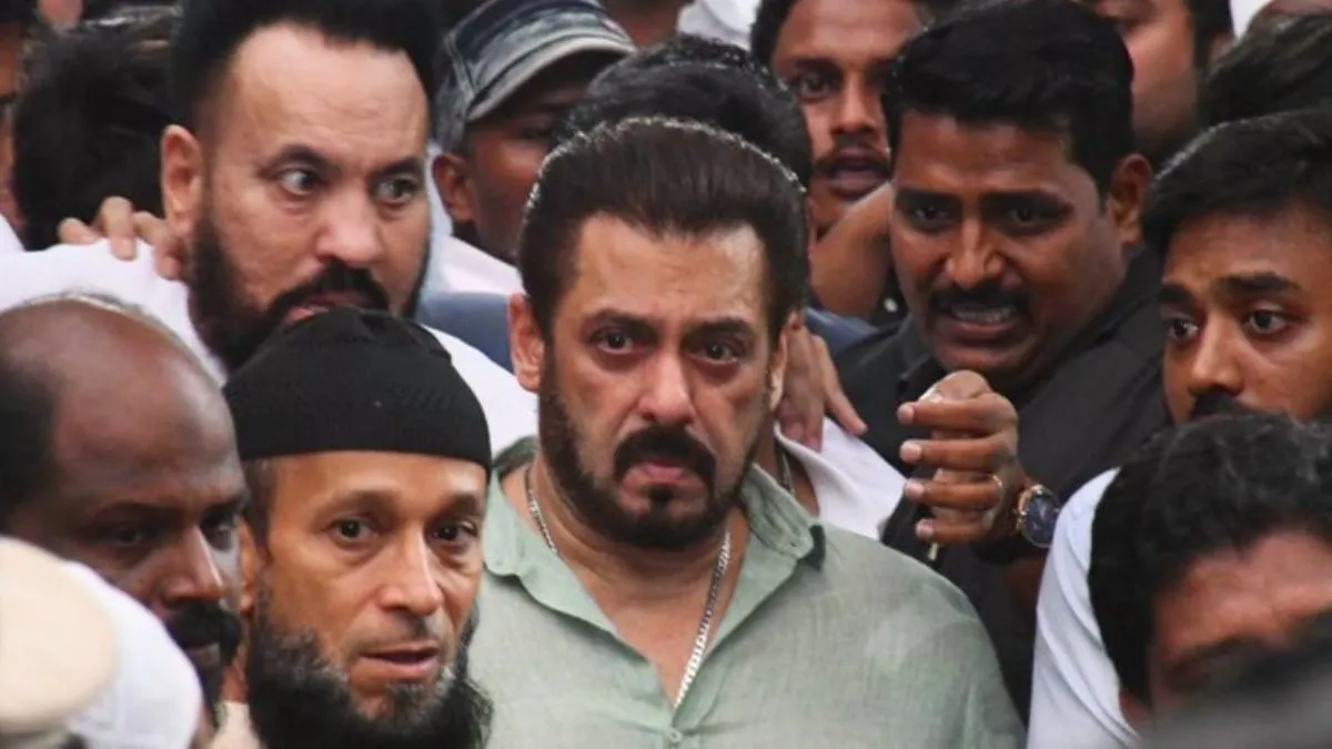 Salman Khan Heads To Dubai Amid Security Concerns