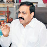 కాకాణి గారూ.. ఏమిటి ఈ ఎక్స్‌ట్రాలు!