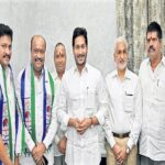 వైసీపీ కొత్త ఎత్తుగడ : అదృశ్యం అయిపోదాం…