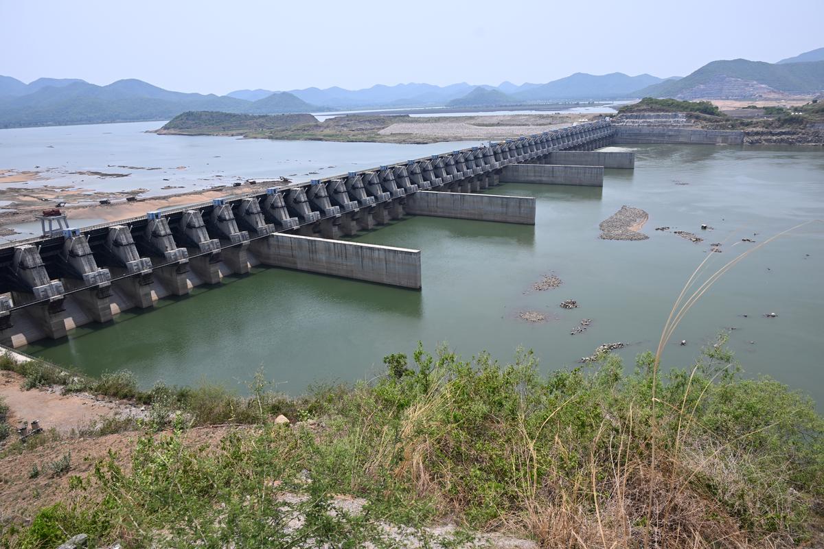 Center Given Green signal For Polavaram Diaphragm wall