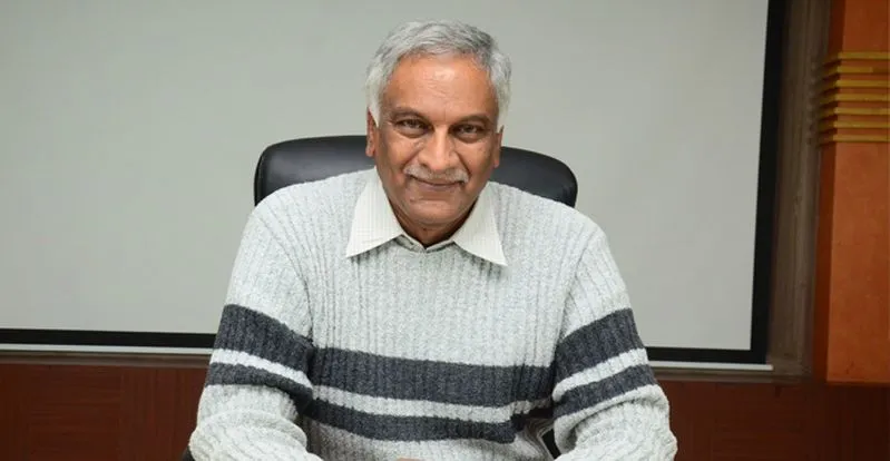 Tammareddy Bharadwaja Find Fault with Hero’s Going Theaters with publicity