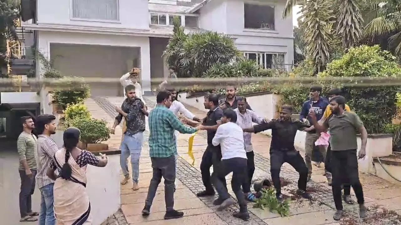 Harish Rao Alleges Congress Links in Attack on Allu Arjun’s Residence