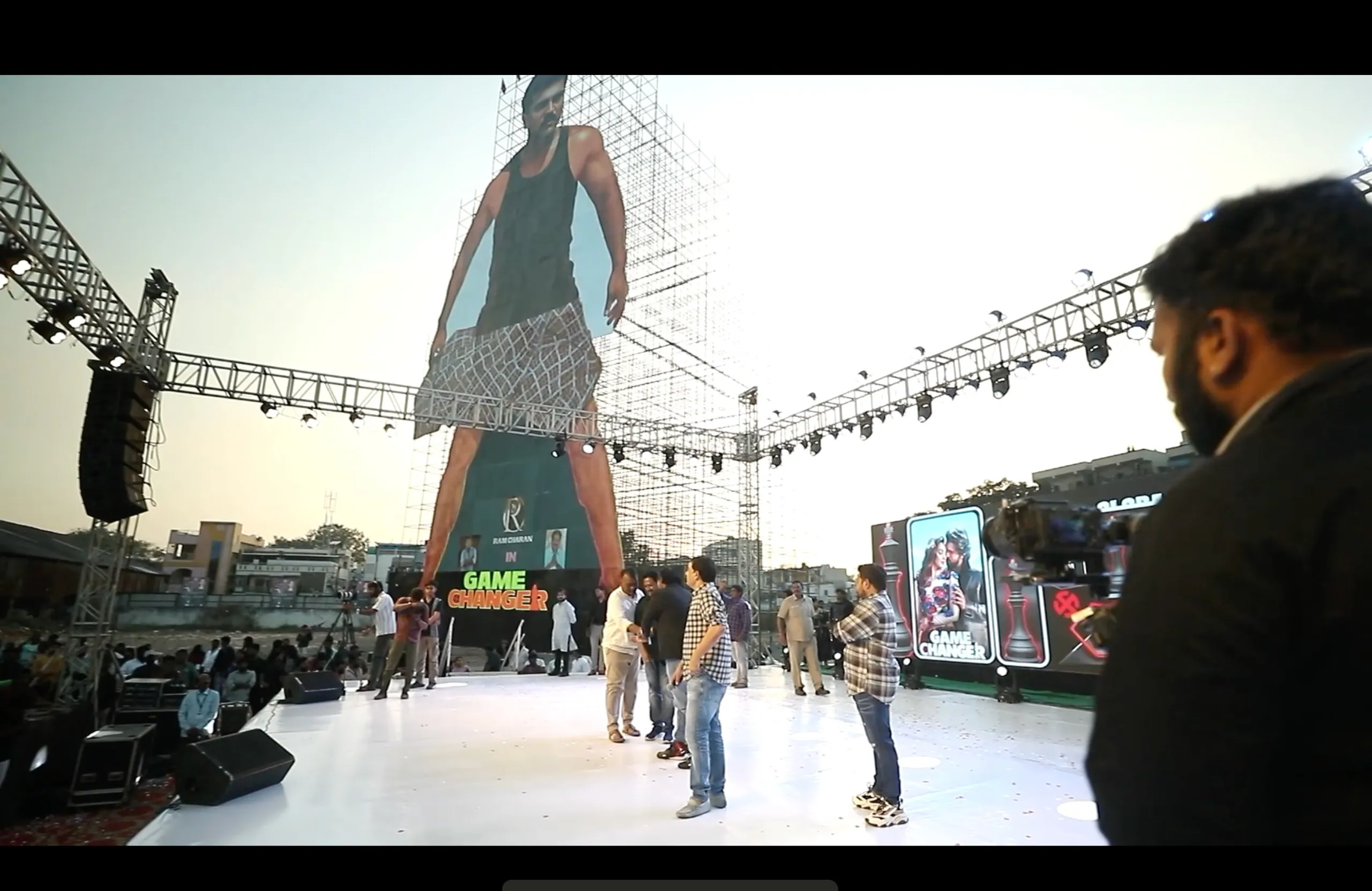 గేమ్‌ మొదలు పెట్టడానికి రెడీఅయిన దిల్‌రాజు!