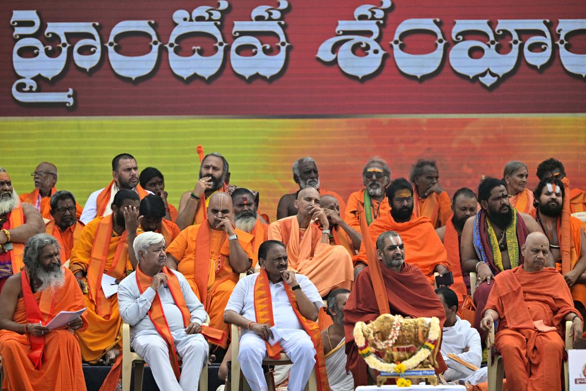 `Haindava Sankharavam’ call For Temples Autonomy, Abolition of Endowment Department