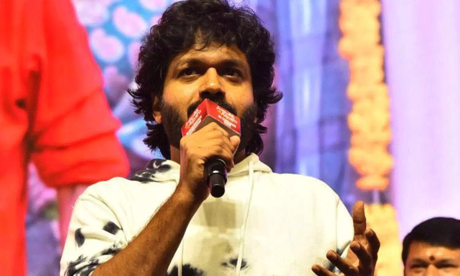 ఆ సినిమాలో ఛాన్స్ అడిగిన స్టార్‌ డైరెక్టర్‌!