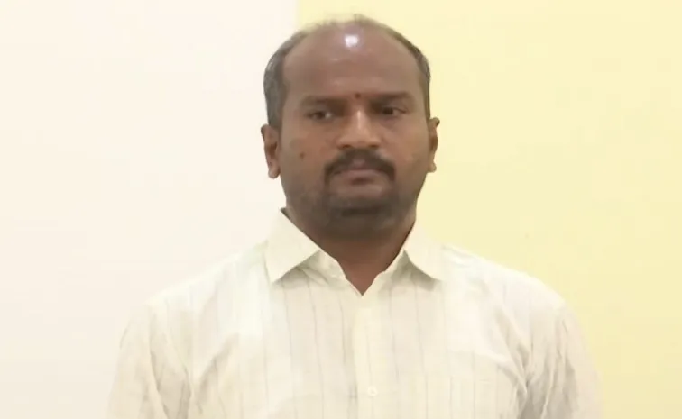 Kadapa MP Avinash Reddy’s PA Raghavareddy Arrested In Pulivendula