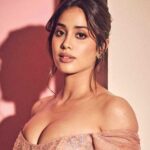 బన్నీ కోసం హీరోయిన్‌ ని లాక్‌ చేసిన అట్లీ!