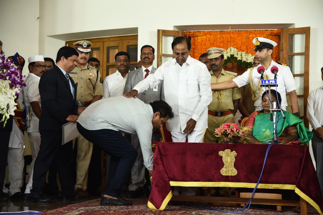 KTR Shares Emotional To KCR on His Birthday