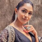 సినిమాలకు దూరం అయిన మృణాల్‌ ఎందుకంటే!