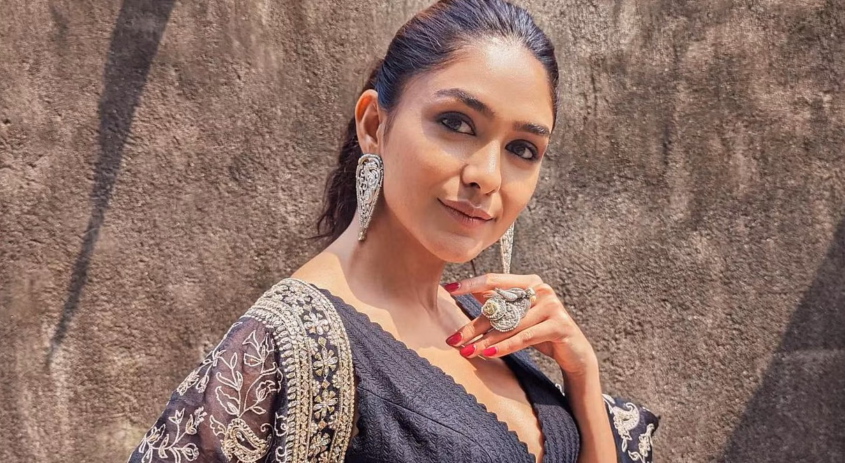 సినిమాలకు దూరం అయిన మృణాల్‌ ఎందుకంటే!