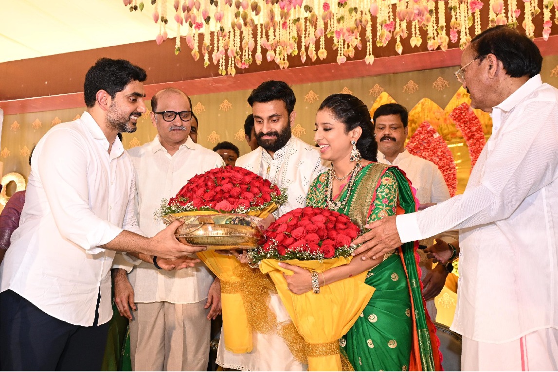 Nara Lokesh Attends Wedding Reception of Venkaiah Naidu’s Grandson 