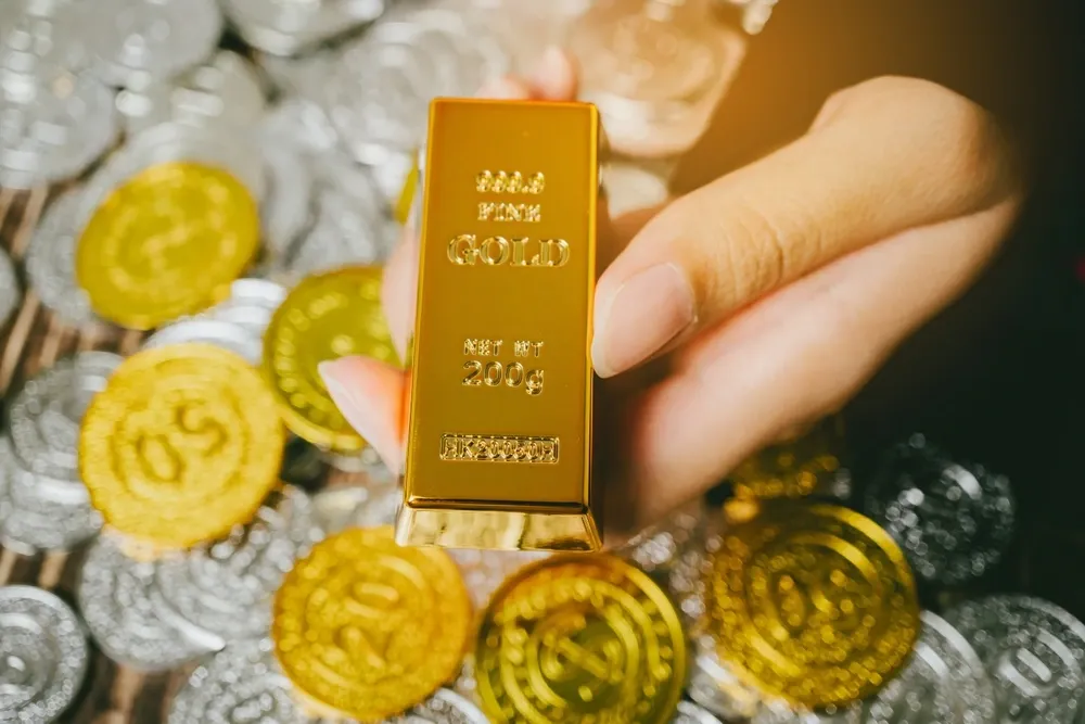 Gold and Silver Prices Surge to New Highs