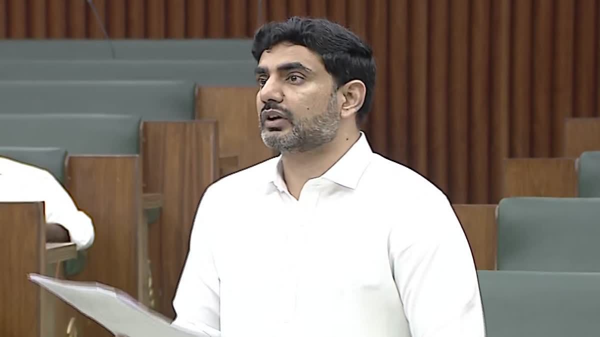 లోకేష్ వినయం, ఔదార్యం.. వారంతా వెరీ హేపీ!